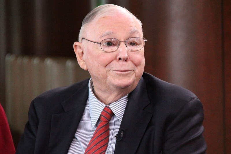 Charlie-Munger-thu-gui-co-dong-cua-warren-buffett-2021