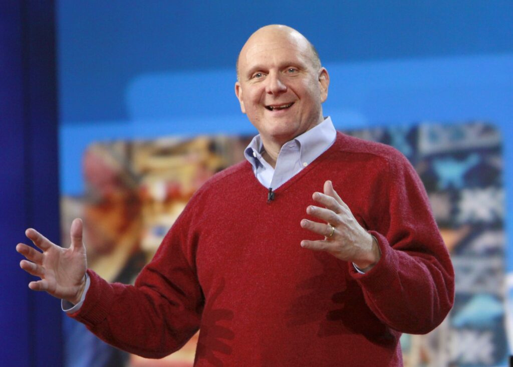 Steve Ballmer-thu-gui-co-dong-cua-warren-buffett