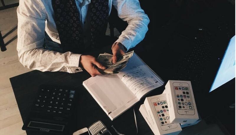 Điểm chung của các chiêu trò gian lận doanh thu