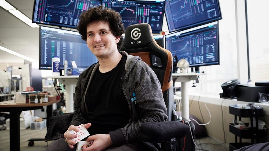 Sam học MIT và thích ăn chay