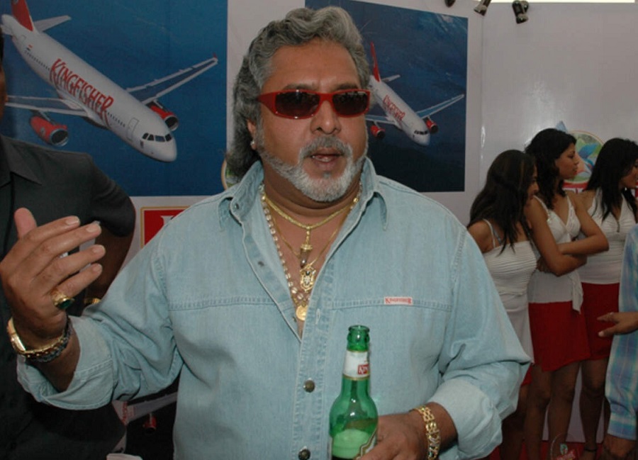 Hành trình đào tẩu và cuộc chiến dẫn độ đầy bế tắc